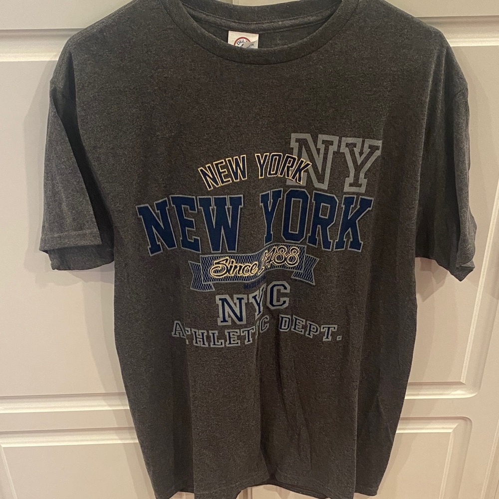 Delta Gray New York Graphic Tee